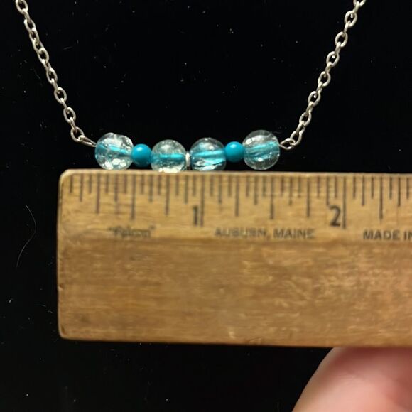 โจ Handcrafted Glass Bead Necklace on Silver-Tone Chain โจ - Picture 3 of 3